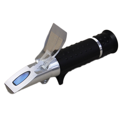 Refractometer